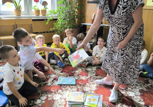 Świętujemy Międzynarodowy Dzień Kropki z filią „Medyczną” MBP w Koninie – gr. XI