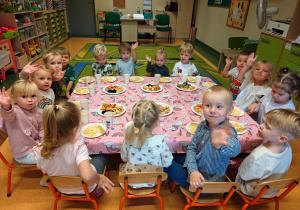 Maluszki z grupy II świętują Ogólnopolski Dzień Przedszkolaka!