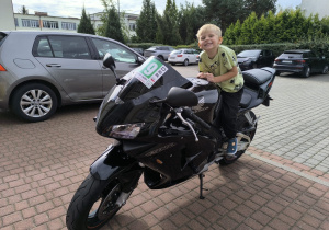 „Brrruum! Cała naprzód ku nowej przygodzie…!”- czyli wizyta tatusia Antosi z gr. XI i jego fascynująca pasja do motorów