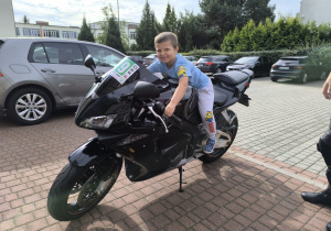 „Brrruum! Cała naprzód ku nowej przygodzie…!”- czyli wizyta tatusia Antosi z gr. XI i jego fascynująca pasja do motorów
