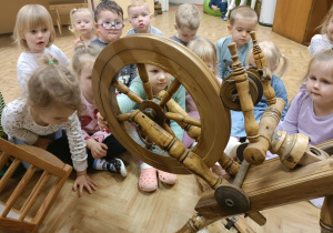 Wizyta w przedszkolnym mini – muzeum „Na szlaku historii” – Grupa I