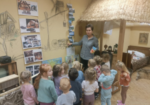 Wizyta w przedszkolnym mini – muzeum „Na szlaku historii” – Grupa I
