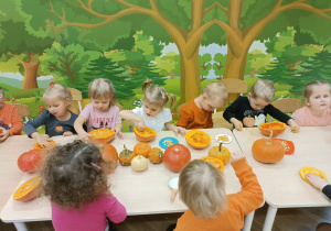 W krainie dyni – jesienna przygoda trzylatków