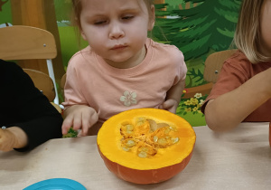 W krainie dyni – jesienna przygoda trzylatków
