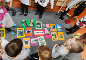 Niezwykła lekcja patriotyzmu i kultury staropolskiej, czyli wycieczka do Mini Muzeum – gr. XI i XII