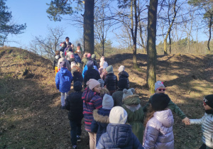 Storyline, Jaś i Małgosia i fascynująca gra terenowa