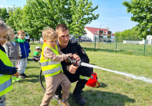 Chcę zostać strażakiem ? … wycieczka grupy X do Jednostki Ratowniczo - Gaśniczej nr 2 w Koninie