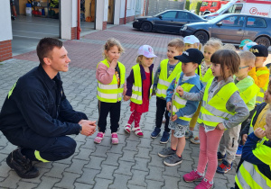 Chcę zostać strażakiem ? … wycieczka grupy X do Jednostki Ratowniczo - Gaśniczej nr 2 w Koninie