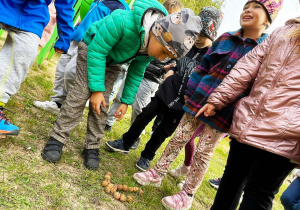 „PRZEDSZKOLAKI W TERENIE- MIEJSKA EDUKACJA OUTDOROWA”- gr. XII i XII