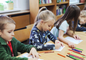 "Gdzie mieszkają mole książkowe?"- czyli gr. XI i XII z wizytą w bibliotece