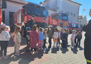 Wizyta u strażaków - grupa VI