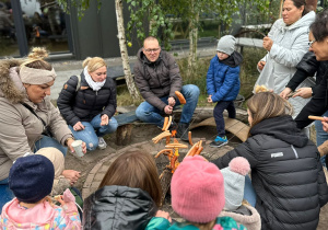 Pierwsza wycieczka integracyjna maluchów z gr I do "Żartowni"