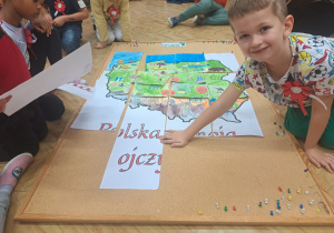 „Polska - moja ojczyzna”- zajęcia patriotyczne gr. VII w przedszkolnym „Mini Muzeum - Na szlaku historii”