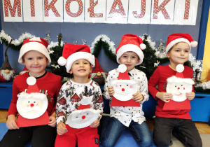 RADOŚNIE I MIKOŁAJKOWO W GRUPIE V