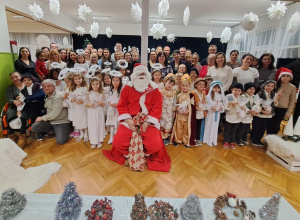 Powitajmy Maleńkiego! - występy bożonarodzeniowe w gr. VII