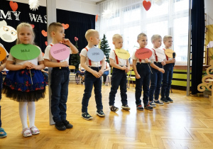 Kochamy Was - koncert życzeń dla Babci i Dziadka w gr. V