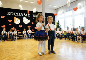 Kochamy Was - koncert życzeń dla Babci i Dziadka w gr. V