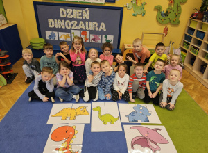 Świętujemy "Dzień Dinozaura" w grupie V