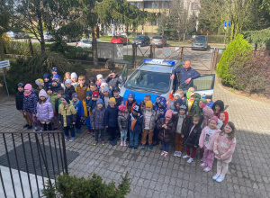 Jak reagować w sytuacjach różnych zagrożeń? - spotkanie z policjantem w grupie V, VI i VIII.