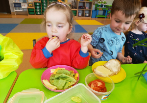 Projekt edukacyjny „WIOSENNIE, ZDROWO, WARZYWNIE, OWOCOWO” w GR XII