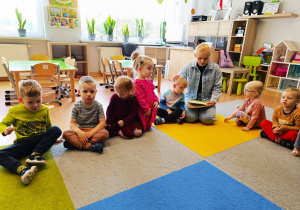 „Tydzień Zdrowego czytania na planecie Ziemia"- akcja czytelnicza w gr. XII