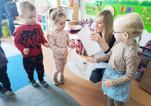 „Tydzień Zdrowego czytania na planecie Ziemia"- akcja czytelnicza w gr. XII