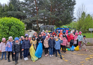 "Dbajmy o naszą planetę..." - projekt edukacyjne w grupie IX