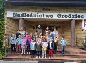 Wycieczka do Nadleśnictwa w Grodźcu- gr. VIII