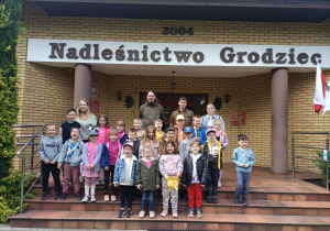 Wycieczka do Nadleśnictwa w Grodźcu- gr. VIII