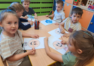 PODZIWiamy w grupie IV, czyli realizacja Ogólnopolskiego Projektu Edukacyjnego pt.: „Sztuka emocji”