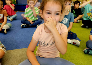 "Czyste powietrze wokól nas"- realizacja programu edukacyjnego w grupie V