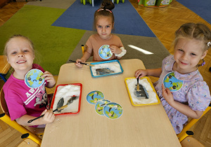 "Czyste powietrze wokól nas"- realizacja programu edukacyjnego w grupie V