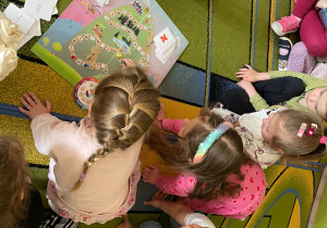 Gra terapeutyczno-edukacyjna „Góra uczuć” w grupie II