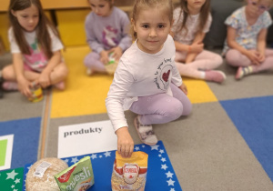 „Skąd się biorą produkty ekologiczne” - gr. IX