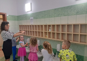 „Skąd się biorą produkty ekologiczne” - gr. IX