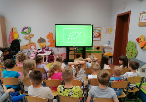 „Skąd się biorą produkty ekologiczne” - gr. IX