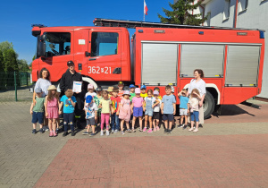 Wycieczka do Jednostki Ratowniczo - Gaśniczej nr 2 w Koninie - gr. IX