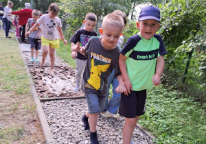 „Pożegnajmy się"- piknik integracyjny z rodzicami w Pradolinie- gr. VII