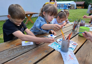 „Pożegnajmy się"- piknik integracyjny z rodzicami w Pradolinie- gr. VII