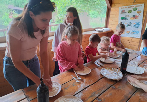 „Pożegnajmy się"- piknik integracyjny z rodzicami w Pradolinie- gr. VII