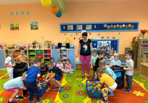 "W świecie ruchu i muzyki"