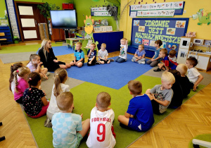 „Odżywiaj się zdrowo, by żyć kolorowo” spotkanie z dietetykiem w grupie V