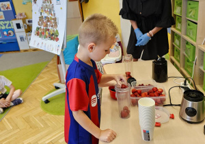 „Odżywiaj się zdrowo, by żyć kolorowo” spotkanie z dietetykiem w grupie V