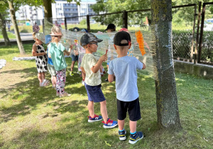Zabawy na świeżym powietrzu w grupie I