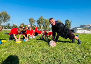 „Każdy może być Olimpijczykiem” – Dzień Przedszkolaka na sportowo w grupie XI i XII