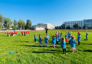 „Każdy może być Olimpijczykiem” – Dzień Przedszkolaka na sportowo w grupie XI i XII