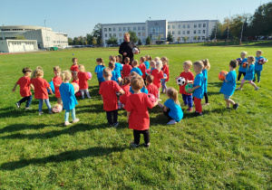 „Każdy może być Olimpijczykiem” – Dzień Przedszkolaka na sportowo w grupie XI i XII