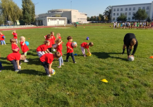 „Każdy może być Olimpijczykiem” – Dzień Przedszkolaka na sportowo w grupie XI i XII