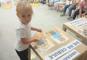 „Zmysłami poznajemy jesień"- projekt edukacyjny w gr. I