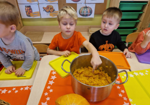 Małe smyki z grupy X w świecie przyrodniczej sensoryki – projekt edukacyjny cz. I JESIEŃ.